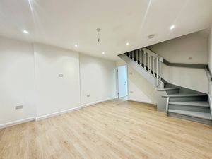 Lounge- click for photo gallery